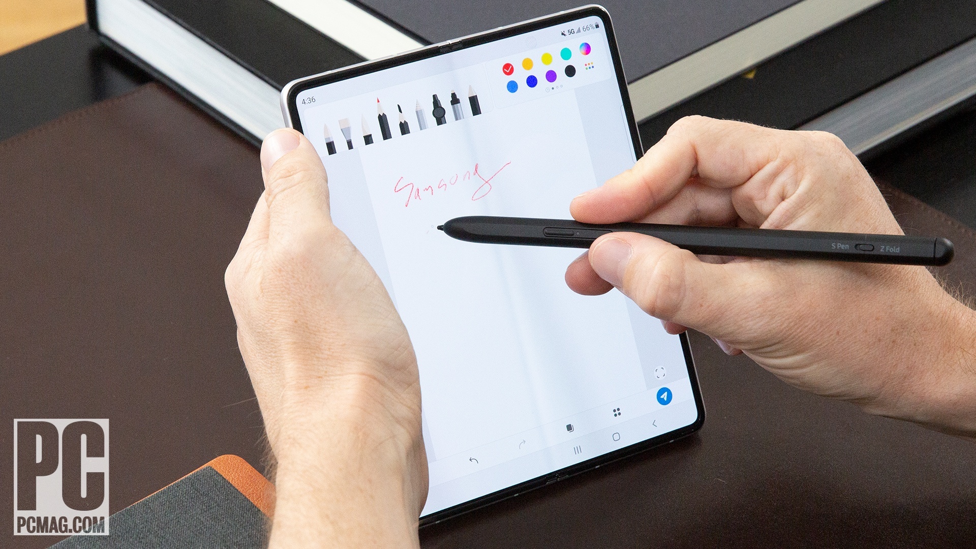 Galaxy S Pen Pro escribiendo en az fold 3